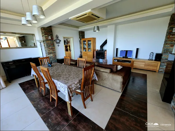 Rustovo'da 5 Yatak Odalı Villa, 392 m²